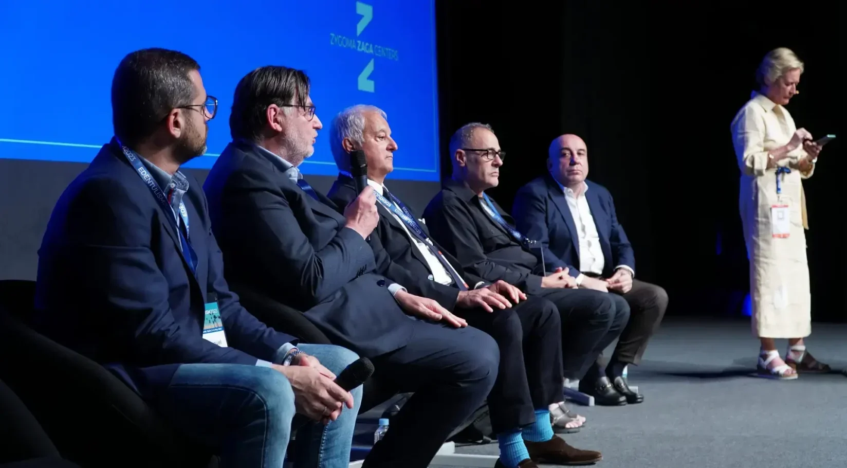 Dr. Martin, Dr. Vrielinck, Dr. Verdino, Dr. Davó and Dr. Agliardi
